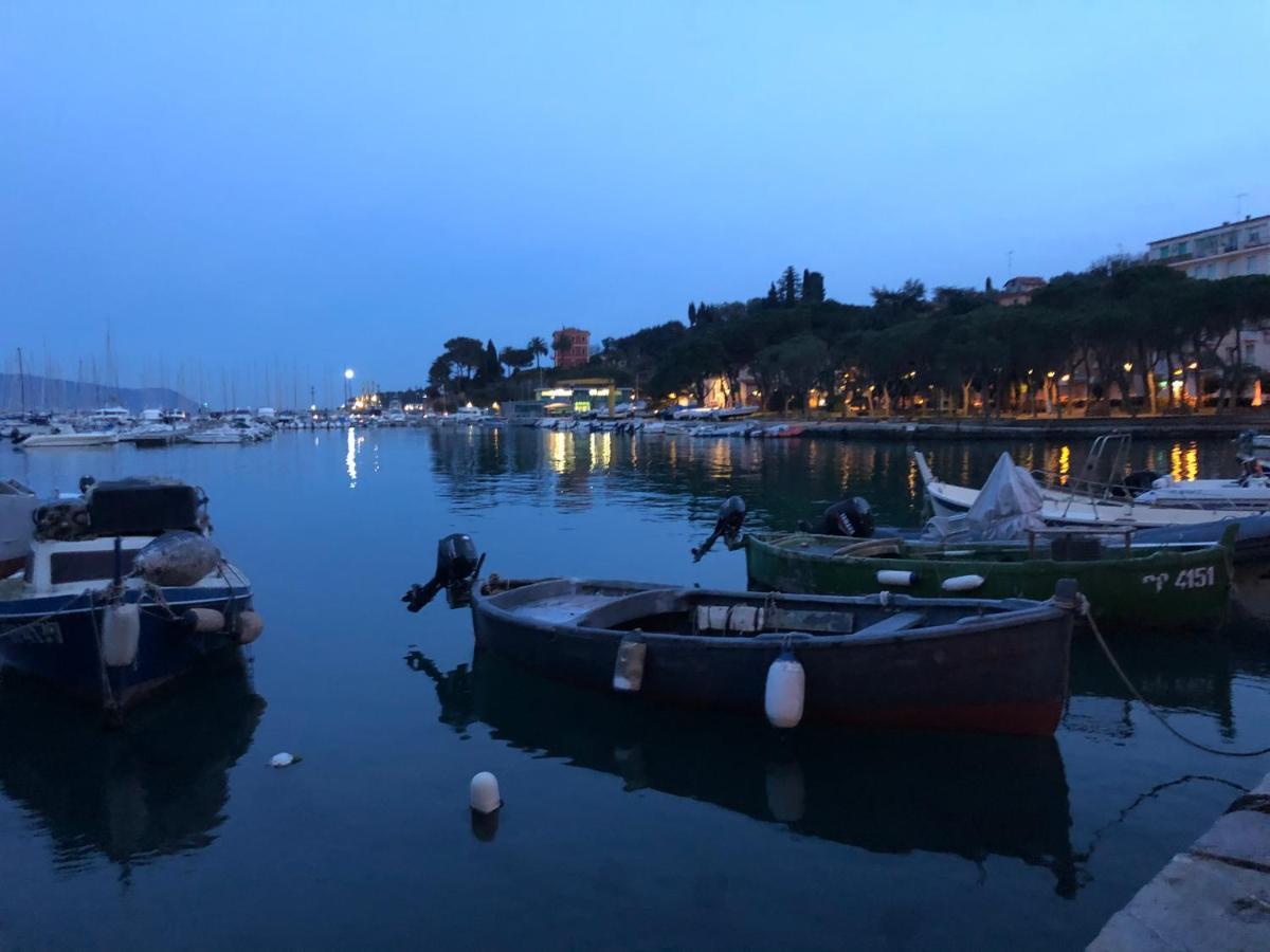 Appartement La Magia Nel Borgo à Fezzano  Extérieur photo