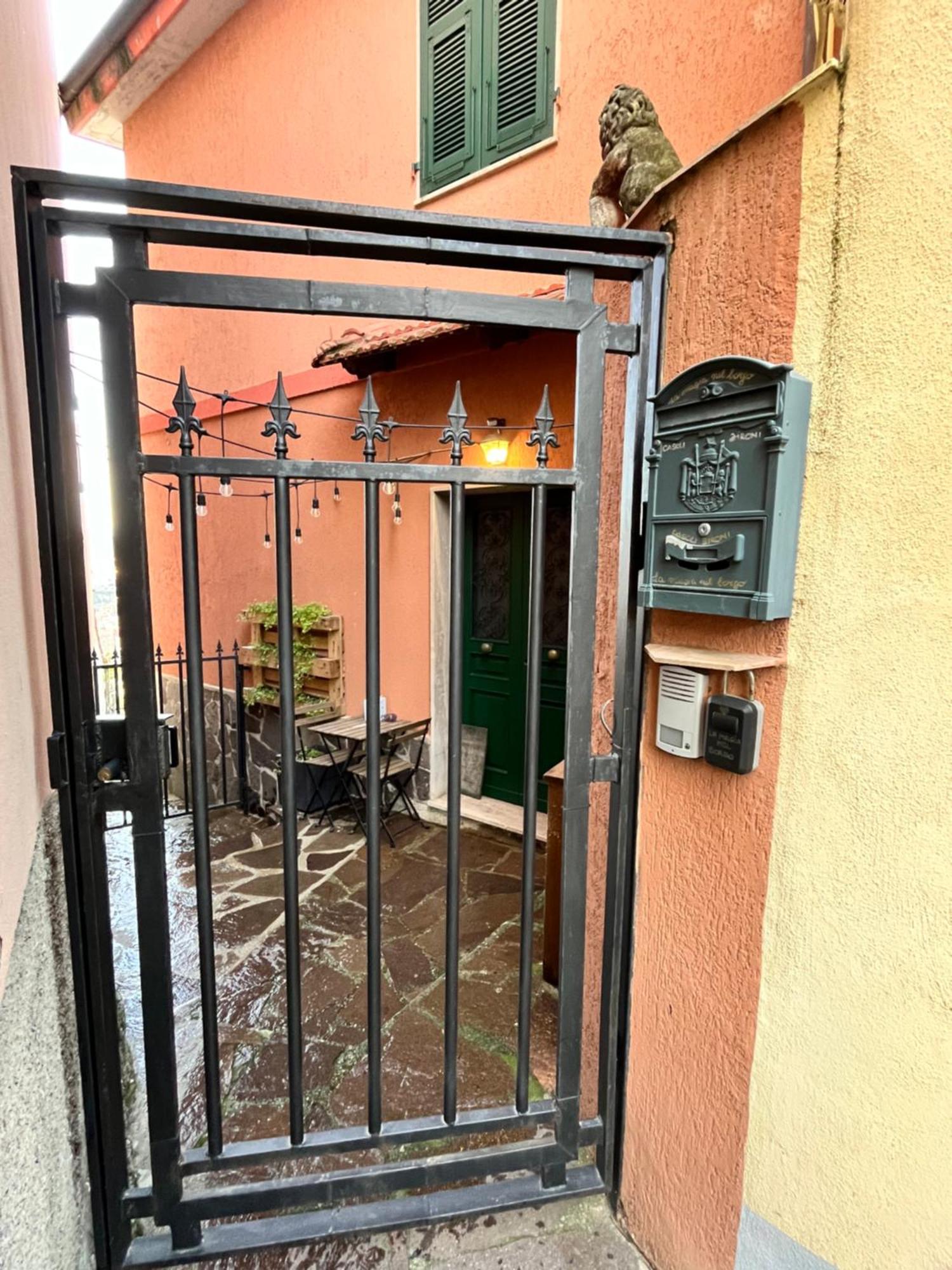 Appartement La Magia Nel Borgo à Fezzano  Extérieur photo